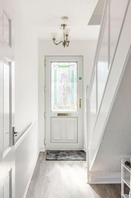 Entire Charming 5-Bed House In Darwen Blackburn Bb1 Free Parking Roadside Rishton Exteriör bild